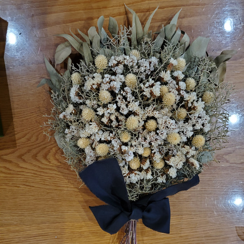 ユーカリと白い花のスワッグ☆ホワイト&グリーン 値下げ⤵️ スワッグ