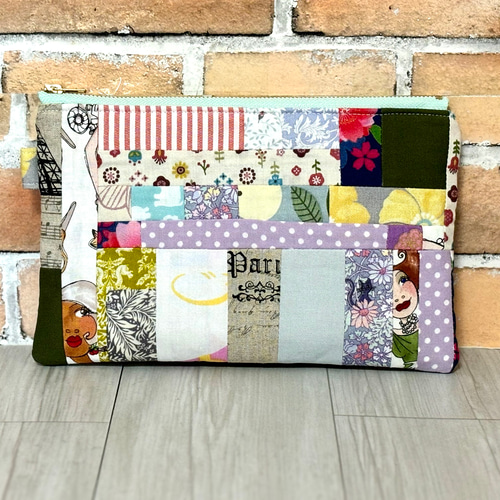 CAHIER刺繍教室 教材キット「刺繍のパッチワークポーチ