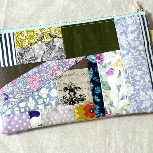 ブチ子と源☺︎様専用。ダブルファスナーポーチ パッチワーク 黒