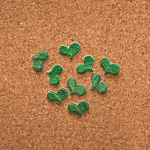 MOSCHINOの黄緑のハート刺繍アンサンブル - メルカリ