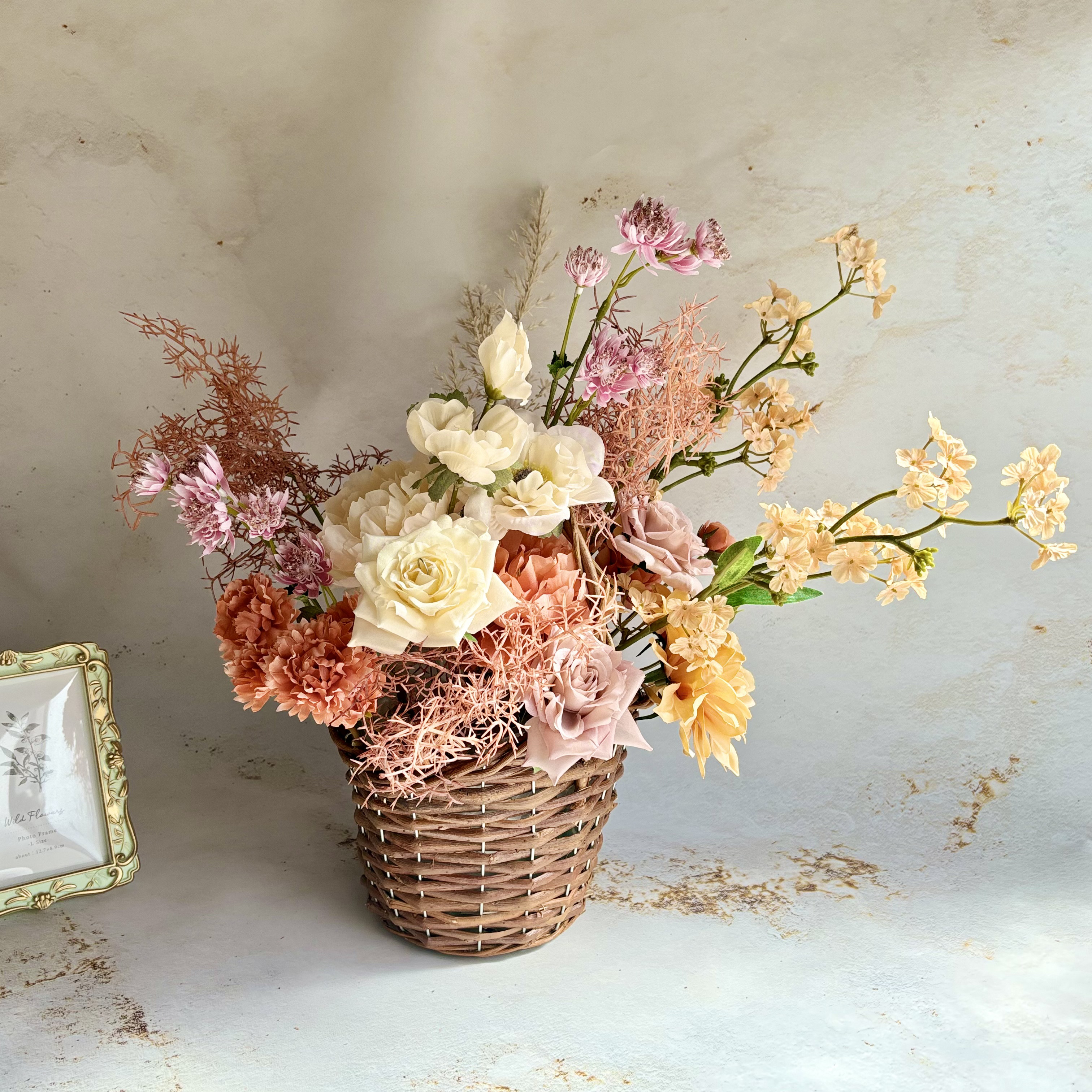 ウェディングブーケと合わせた贈呈用アレンジメント/オーダーメイドアレンジ　結婚式　記念品　贈呈品　造花アレンジメント　造