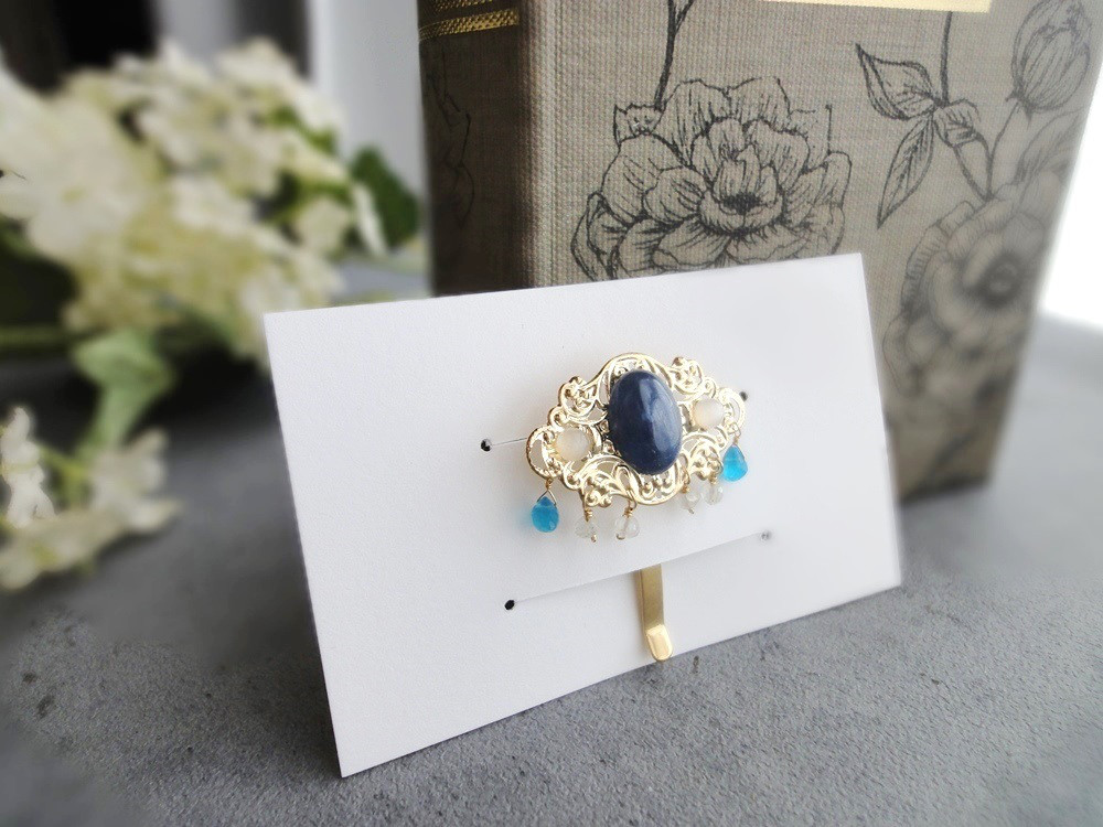 天然石のポニーフック ■ 小さな姫君の髪飾り　透かし細工 ■ ブルーカイヤナイト