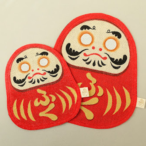目入れができる!】ガーゼハンカチ ふくふく 赤だるまさん お守り 新年