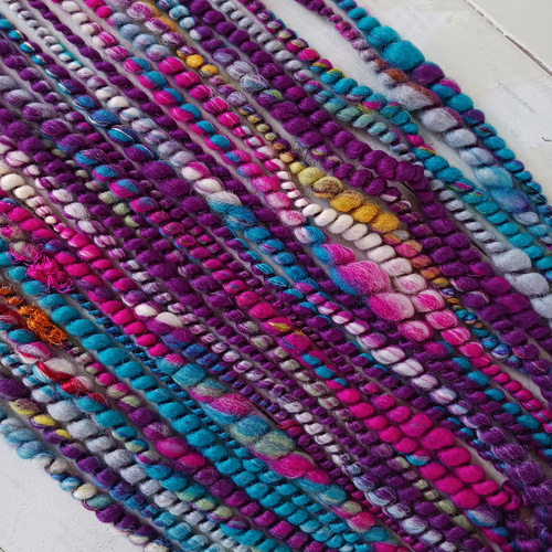 アートヤーン スパイラル 手紡ぎ（品番341） 毛糸 四つ実 通販