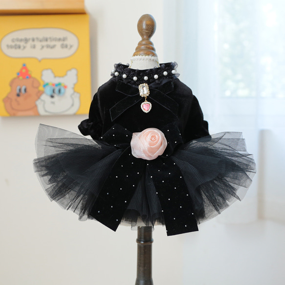 Picone【新品】犬服/黒/チュールドレス&ヘッドアクセサリー Picone【新品】犬服/黒/チュールドレス&ヘッドアクセサリー