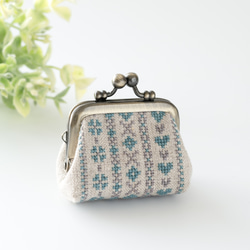 リネンの長方形ハンカチ｜かわいい果実の刺繍 ｜ほっこりクロス