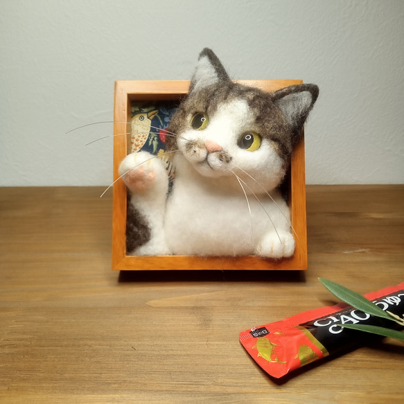 ほっこり♡猫の見える窓】キジシロ猫ver.【羊毛フェルト】【猫