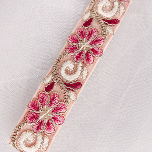 ⑅インド刺繍リボン⑅ストラップ 携帯ストラップ hanyuka