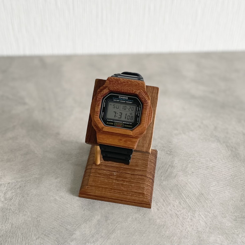 Gショックカスタムパーツ 木製ベゼル 互換性:dw5600 腕時計