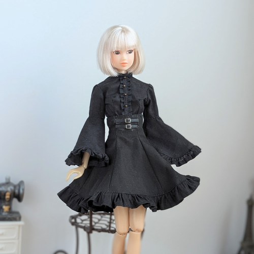 1266【momokoDOL※黒のフード付きロングケープ※1/6ドール服※momokoDOLL