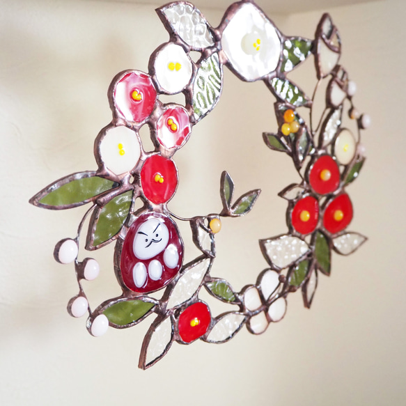 ステンドグラスのお正月だるまさんリース 12枚目の画像