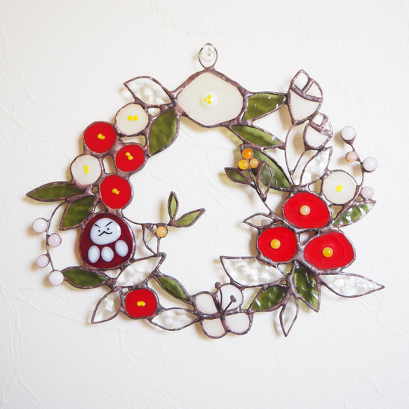 ステンドグラスのお正月だるまさんリース 4枚目の画像