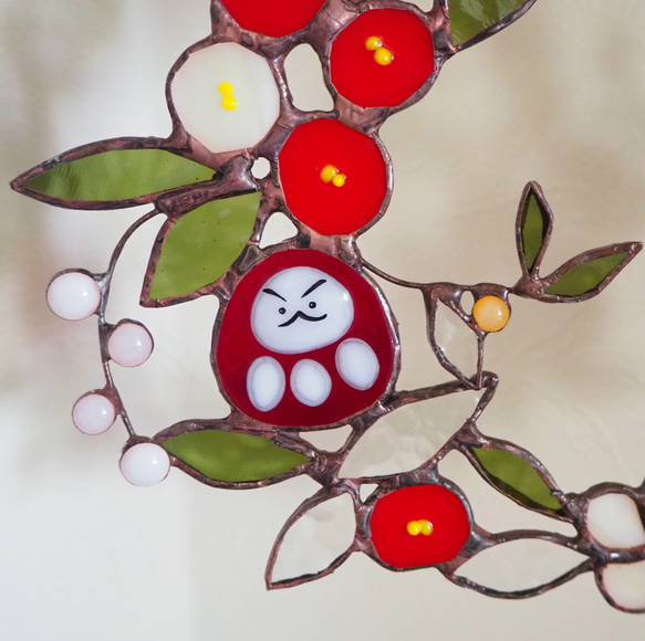 ステンドグラスのお正月だるまさんリース 10枚目の画像