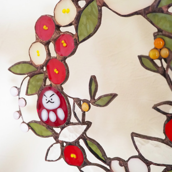 ステンドグラスのお正月だるまさんリース 8枚目の画像