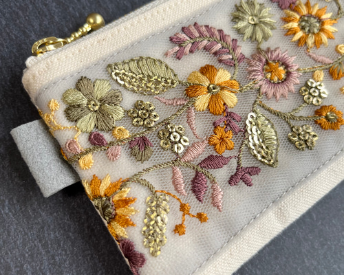 Olince-オリンス-✂︎インド刺繍のポーチ屋さん | New
