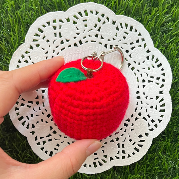 ごろっと大きいあみぐるみキーホルダー＊ りんご キーホルダー ぽん