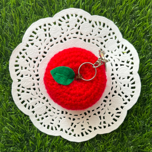 ごろっと大きいあみぐるみキーホルダー＊ りんご キーホルダー ぽん