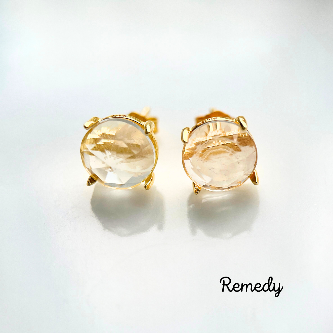 【ロトンド】 キラキラ1.6ct 水晶のスタットピアス（8mm）〜silver925/18KGP ４月誕生石 4,913円