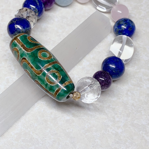 九眼天珠のパワフルな守護】デザインブレスレット - 調和と癒しを