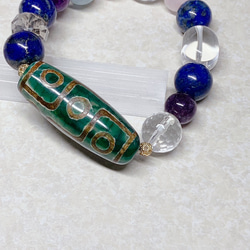 九眼天珠のパワフルな守護】デザインブレスレット - 調和と癒しを