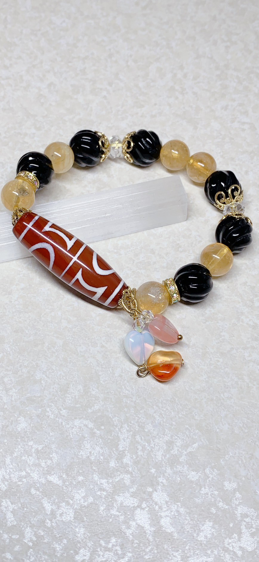 【三眼天珠の守護とバランス】オリジナルデザインブレスレット - 非加熱シトリンとツイストオニキスで力強いサポートを