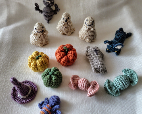 No.1327 ハンドメイドあみぐるみフラットモチーフハロウィンCセット