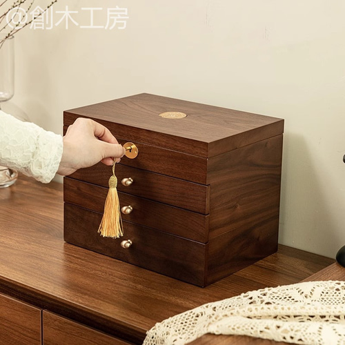 NS　遺品整理品多様なデザインのジュエリーセット 3段引き出し付きのジュエリーボックス アクセサリー展示