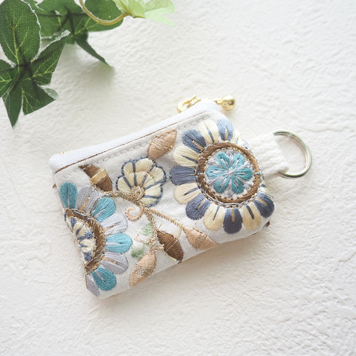 インド刺繍リボンのピルケース（コインケース/刺繍リボン/インド