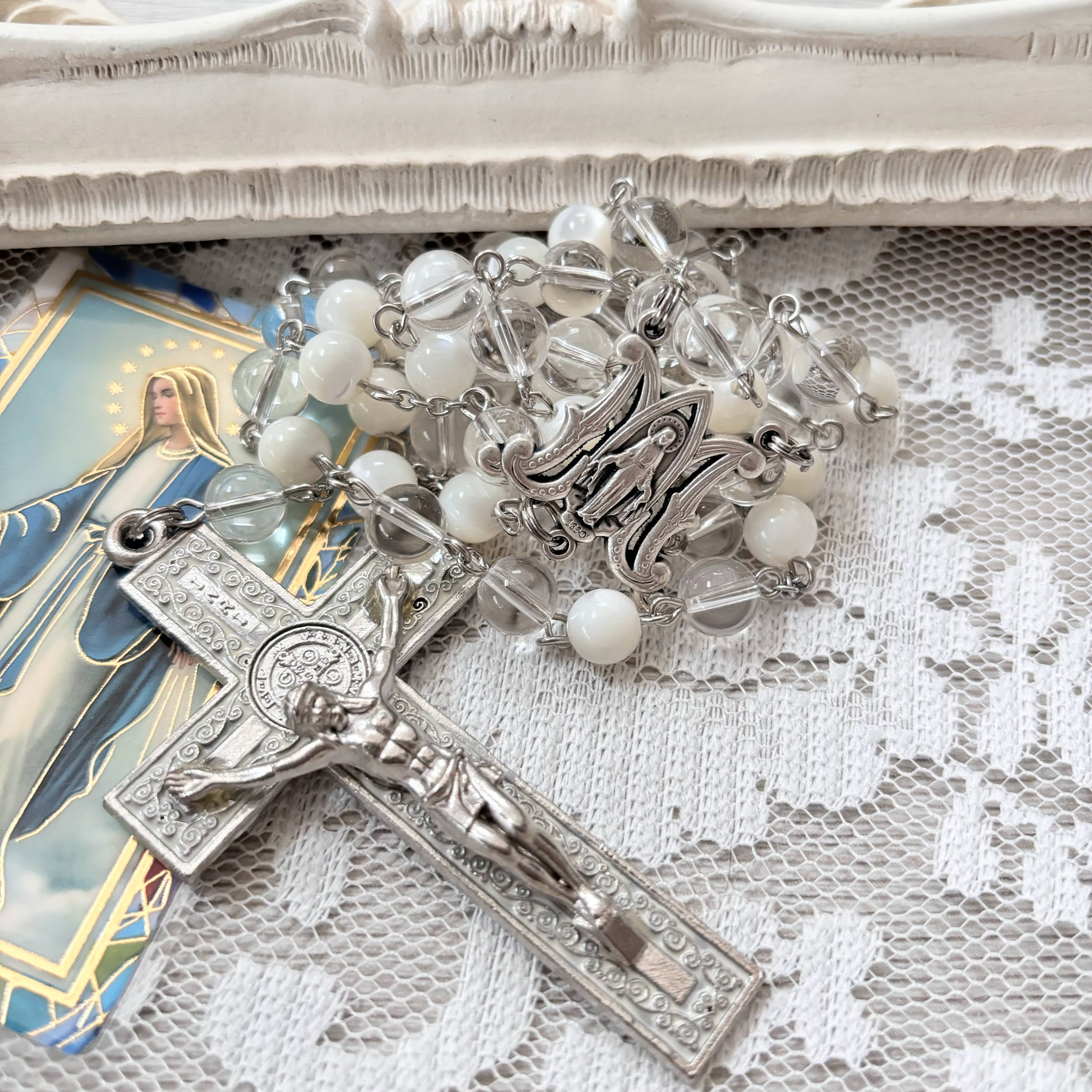 マザーオブパールのケースとガーネット色のロザリオ 十字架/K145 マザーオブパールのケースとガーネット色のロザリオ 十字架/K145