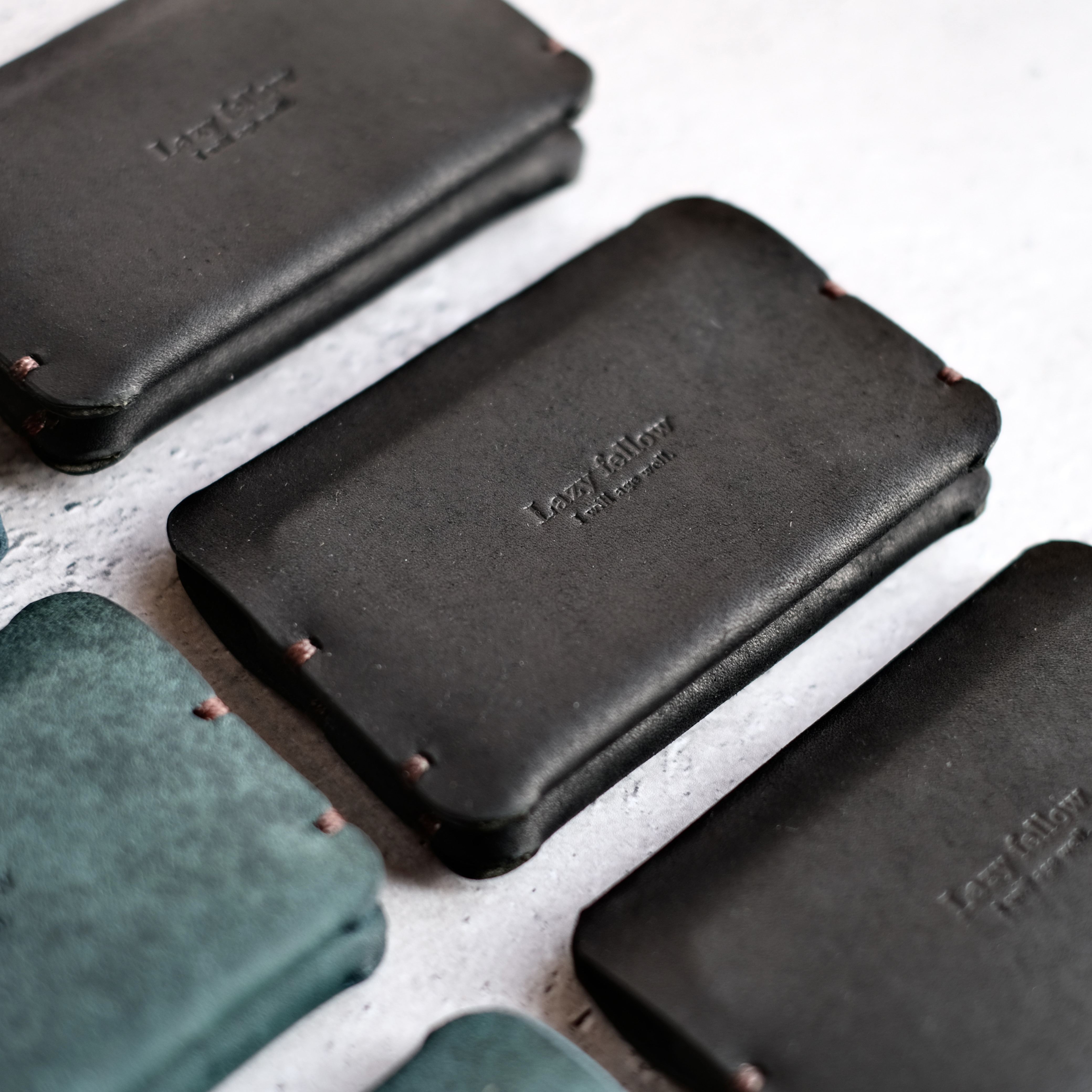 【名入れ】エイジングが楽しめる名刺入れ　ブラック　本革　手縫い　メンズ/レディース