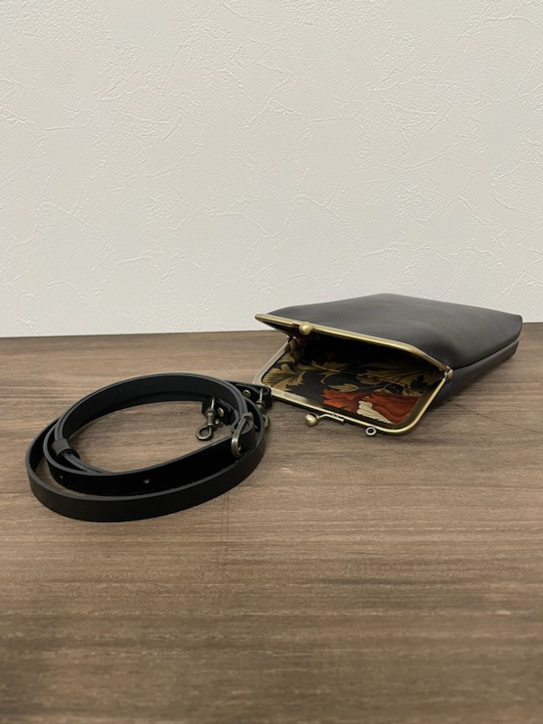 スマホポシェット(黒)