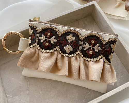 奈々さま専用☺︎ 刺繍 ファスナーポーチ ハンドメイド お薬ポーチ 手