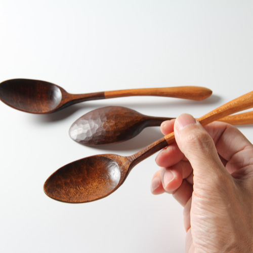 おいしそうな木のスプーン カレースプーン【サクラ】（拭き漆仕上げ