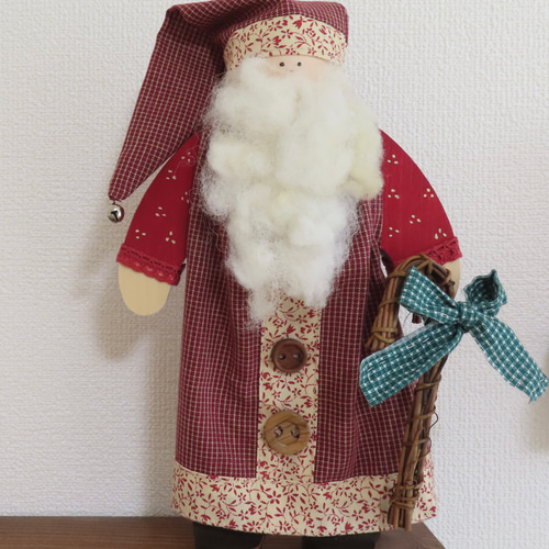 木製カントリードール*サンタクロースのスタンディングドール