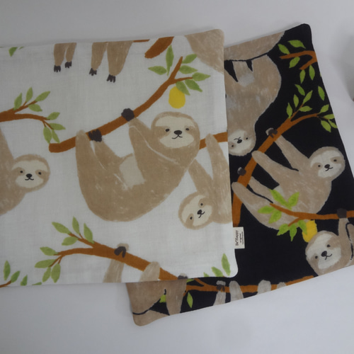 なまけもの*８重やわらかガーゼハンカチ*大2枚セット*ハンドメイド 20cm角*ナマケモノ*8重やわらかガーゼハンカチ*2枚セット