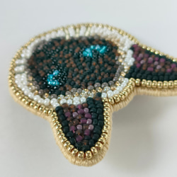 ビーズ刺繍◆猫のブローチ＊シャム 2枚目の画像
