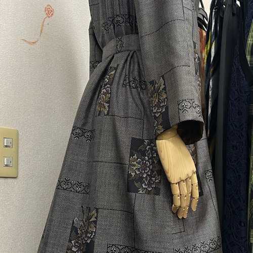 NO:71) プロ仕立て）着物リメイク大島紬と紬のラグラン袖Aラインコート