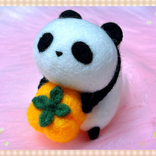 再販♪柿もぐもぐふわぱん♡食欲の秋☆羊毛フェルトのふわふわパンダ