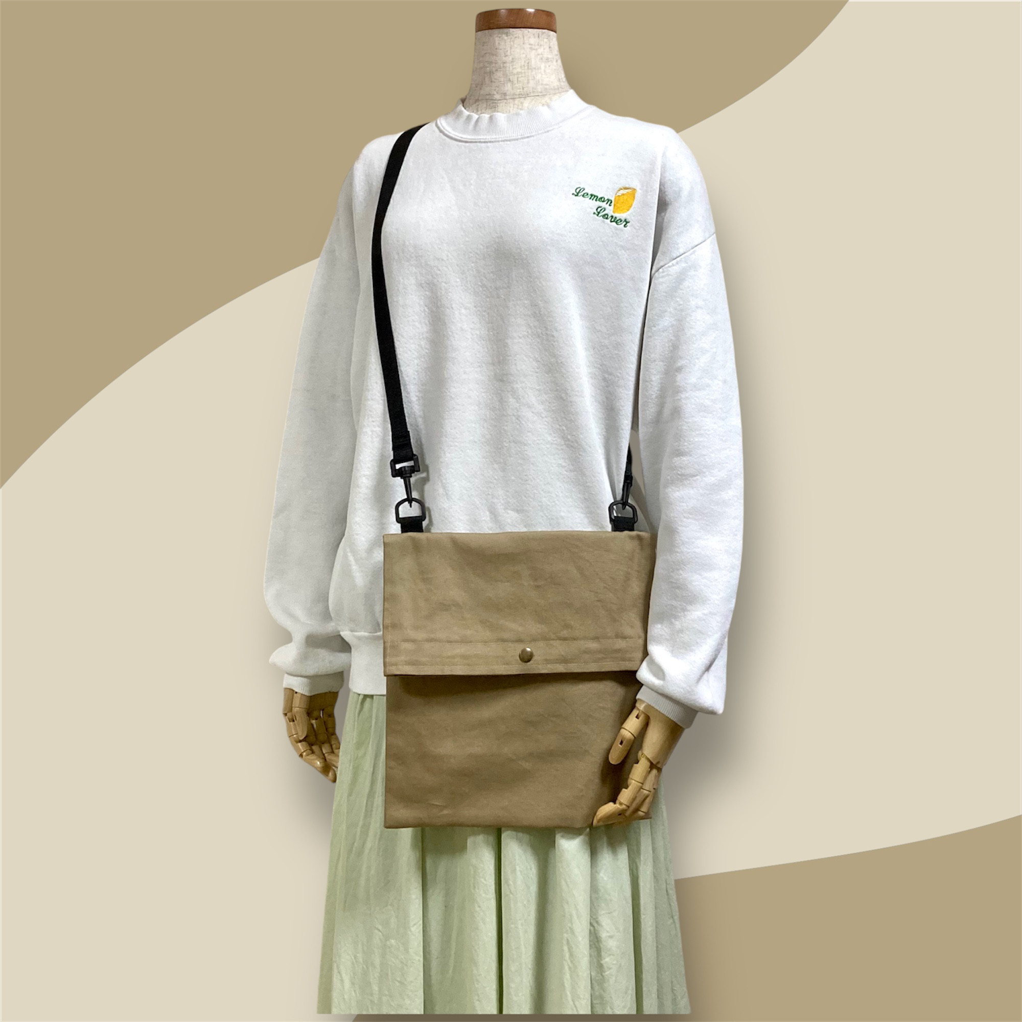 ベージュ ショルダーバッグ Vaundy サコッシュ