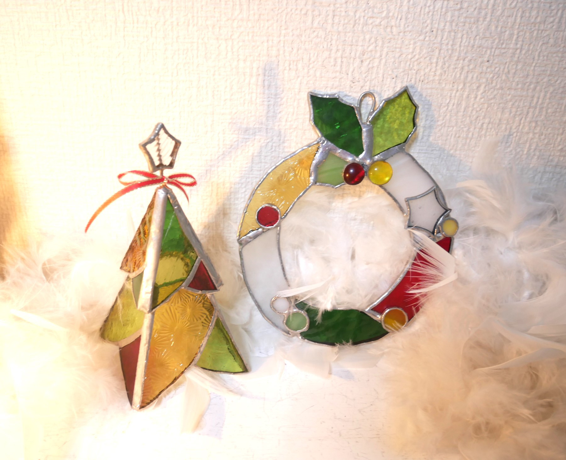 ✴︎:.｡限定♪　カラフルなクリスマスツリーとリースのセット　フェリーライト付き