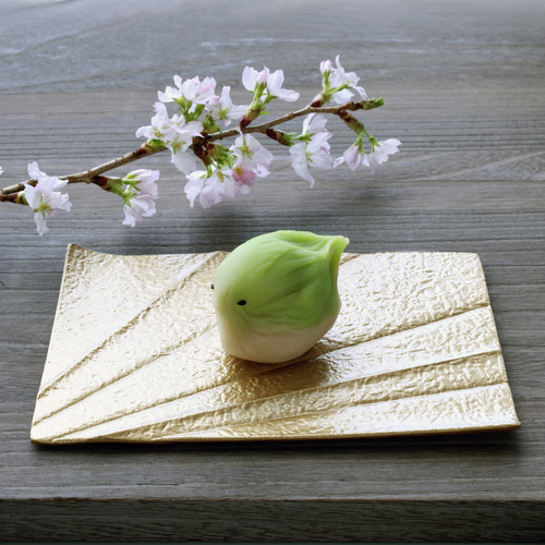 佳き日のお皿(アルミ製の割れないお皿) 小皿 竹中銅器 通販 佳き日のお皿(アルミ製の割れないお皿) 小皿 竹中銅器 通販