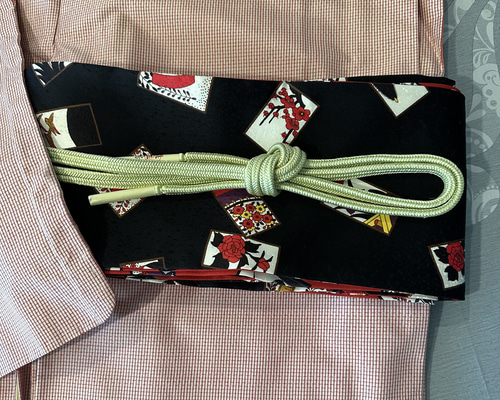 正絹 名古屋帯 リメイク ブラックデニム［馬］刺繍に見える柄 干支