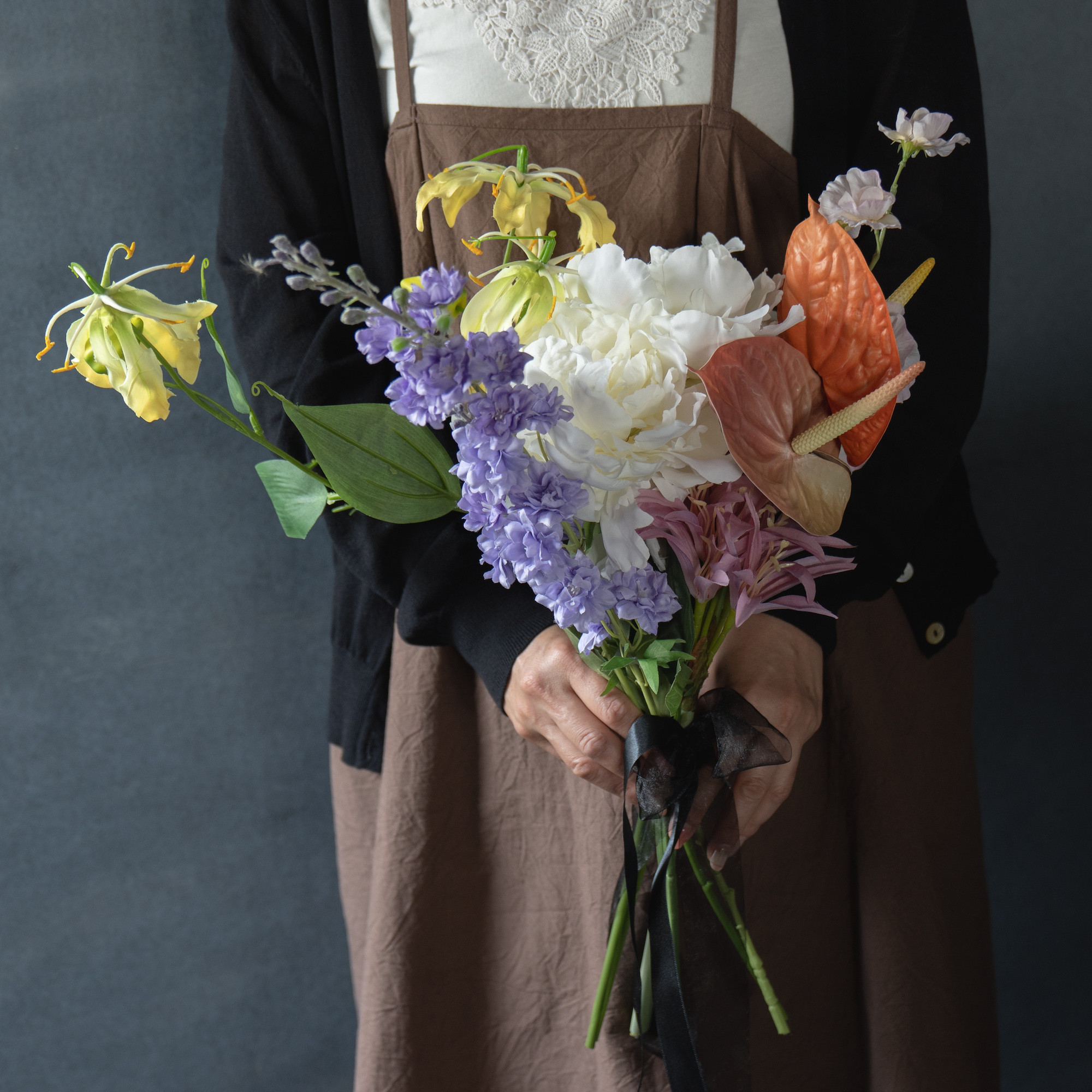 《特別価格20%OFF》ボリュームたっぷりのカラフルブーケ