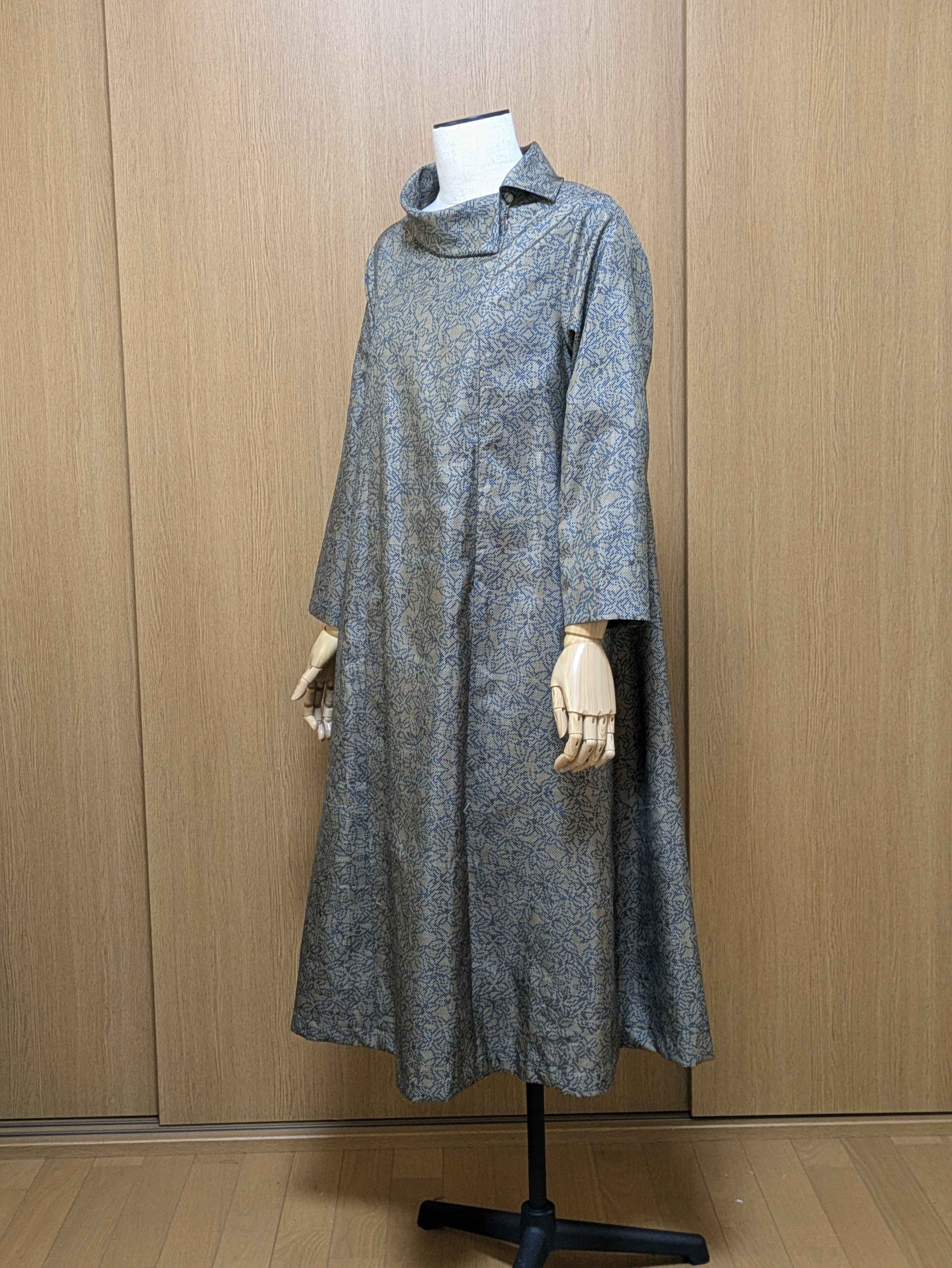 SOLD　着物リメイク　ワンピース　大島紬　Ｍ〜L