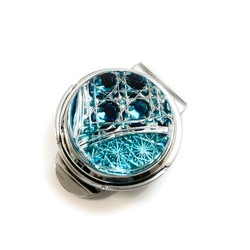 「上昇気流」東京切子ゴルフマーカー　幸運守護　ダークブルー 3枚目の画像