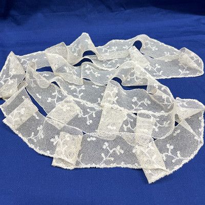 ヴァレンシエンヌレース（No.3815）