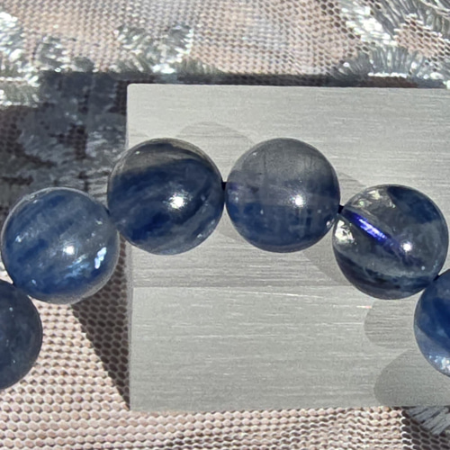 12㎜ カイヤナイトシリカブレスレット内径17cm ブレスレット 福猫