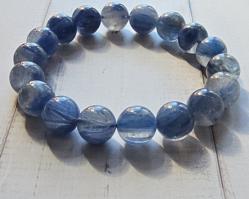 12㎜ カイヤナイトシリカブレスレット内径17cm ブレスレット 福猫