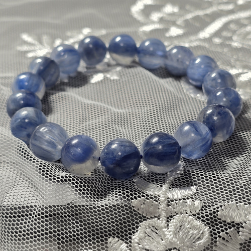 12㎜ カイヤナイトシリカブレスレット内径17cm ブレスレット 福猫