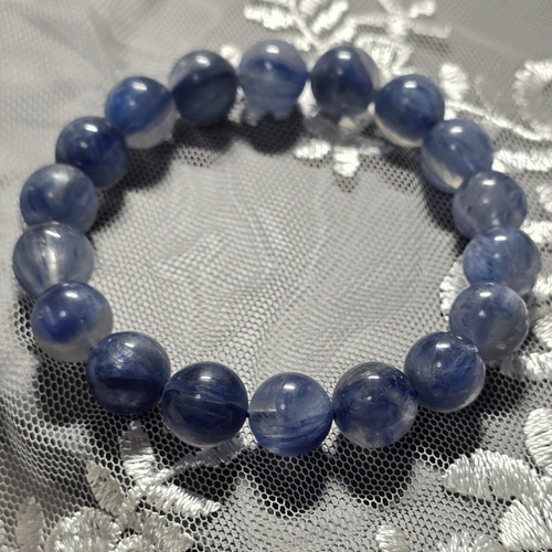 12㎜ カイヤナイトシリカブレスレット内径17cm ブレスレット 福猫